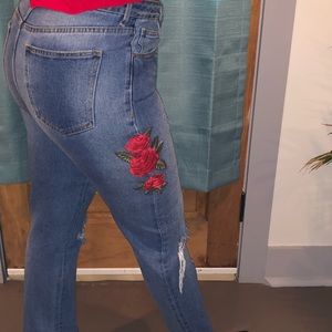 PAC Sun Jeans With Rose Detail